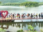 Awakening Quảng Ninh's Yên Trung Lake