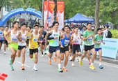 Cường, Hà win 49th Hànộimới Newspaper Run for Peace