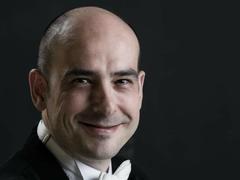 New Year concert features Spanish conductor