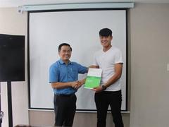 HAGL sign contract with midfielder Lâm