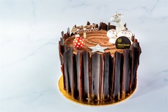Praline Chocolate Log Cake