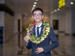 Hà Nội student claims gold at astrophysics Olympiad