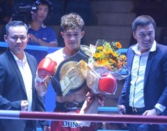 Vietnamese muay thai boxers defend their titles at USC event