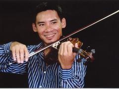 Violinist Nguyên returns to perform in Hà Nội