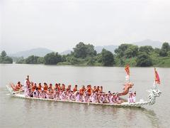 Rowing festival on West Lake