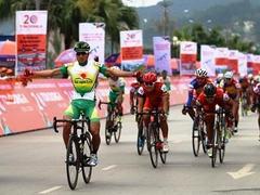 Tâm wins second stage, Loic keeps yellow jersey