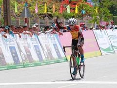 Nam wins stage, secures yellow jersey