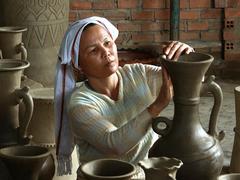 Plans for UNESCO recognition of Chăm pottery unveiled