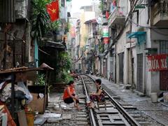 Life on the line: The railway people of Hà Nội
