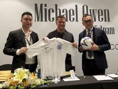 Michael Owen in Việt Nam to launch fashion brand
