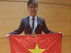 Olympic talent shares his passion for physics