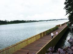 Huế’s new footbridge put into use