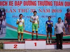 Thật, Tâm win national cycling titles