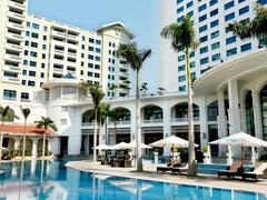 Hanoi Daewoo Hotel receives ASEAN Business Award for Tourism