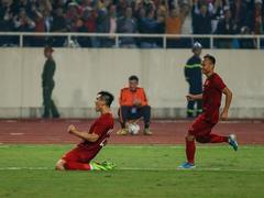 Victory over UAE puts Việt Nam on top of the group