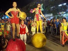 Circus to entertain tourists in Hạ Long