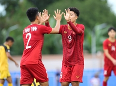 Việt Nam crush Brunei in SEA Games opener
