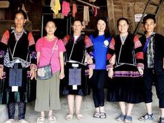 Young Mông people breathe new life into folk music