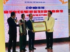 Tuần Châu group donates VNĐ20 billion to preserve folk culture