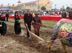 Deputy PM joins traditional agriculture festival