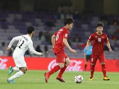 Vietnamese football stars earn dream moves