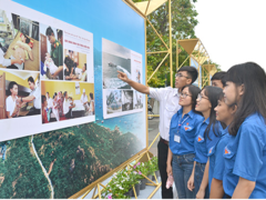 Photo exhibition reviews HCM City’s development