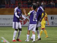 Hà Nội win game in hand, extend V.League 1 lead