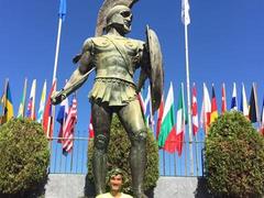 Vietnamese runner completes Spartathlon in Athens