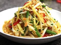 Khmer mixed papaya salad: specialty in An Giang