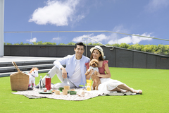 Brand New Pet-Friendly Amenities and Rooftop Lawn at Peak Galleria