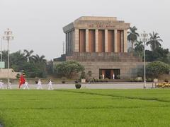 Visits to Hồ Chí Minh Mausoleum suspended over COVID-19 concerns