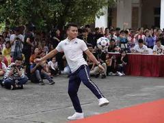 Hà Nội FC aiming to give coronavirus a kicking