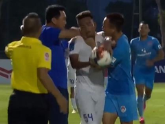 An Giang coach wants Phố Hiến players and coach disciplined over fracas
