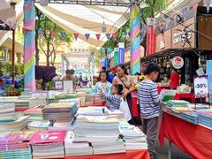 Children’s book fair opens at book street