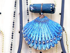 Seashells refashioned as stylish jewellery