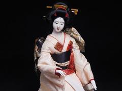 Traditional Japanese doll exhibition opens in HCM City