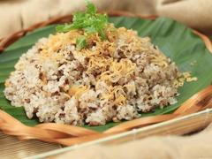 Quail served with sticky rice – must-try dish of autumn