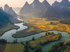 Quây Sơn - a beautiful, remote river