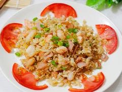 Stir-fried rice with sea crab