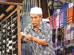 Stories told from threads on a loom