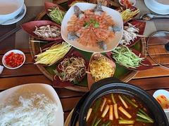 Bình Thuận's seafood hotpot a uniquely fishy delight