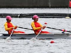 Rowers overcome challenges to secure Olympic slot