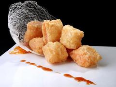 Ngân Đình deep fried shrimp spring roll
