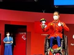 Công secures Paralympic silver in powerlifting