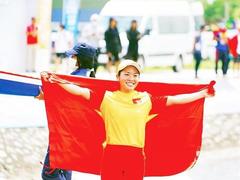 Canoe queen Hương set for best athlete of 2022