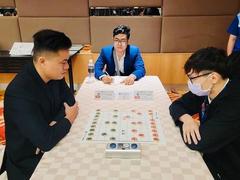 Huynh tops the world xiangqi championship