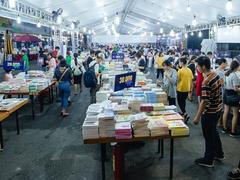 Hà Nội Book Festival 2022 takes place by Sword Lake