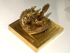 Vietnamese emperor's gold seal to return home