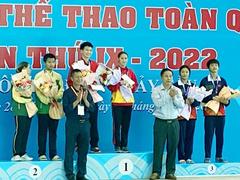 Quảng Ninh divers bag gold, bronze