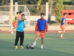 Four teams feature in Việt Nam's first seven-a-side football event
